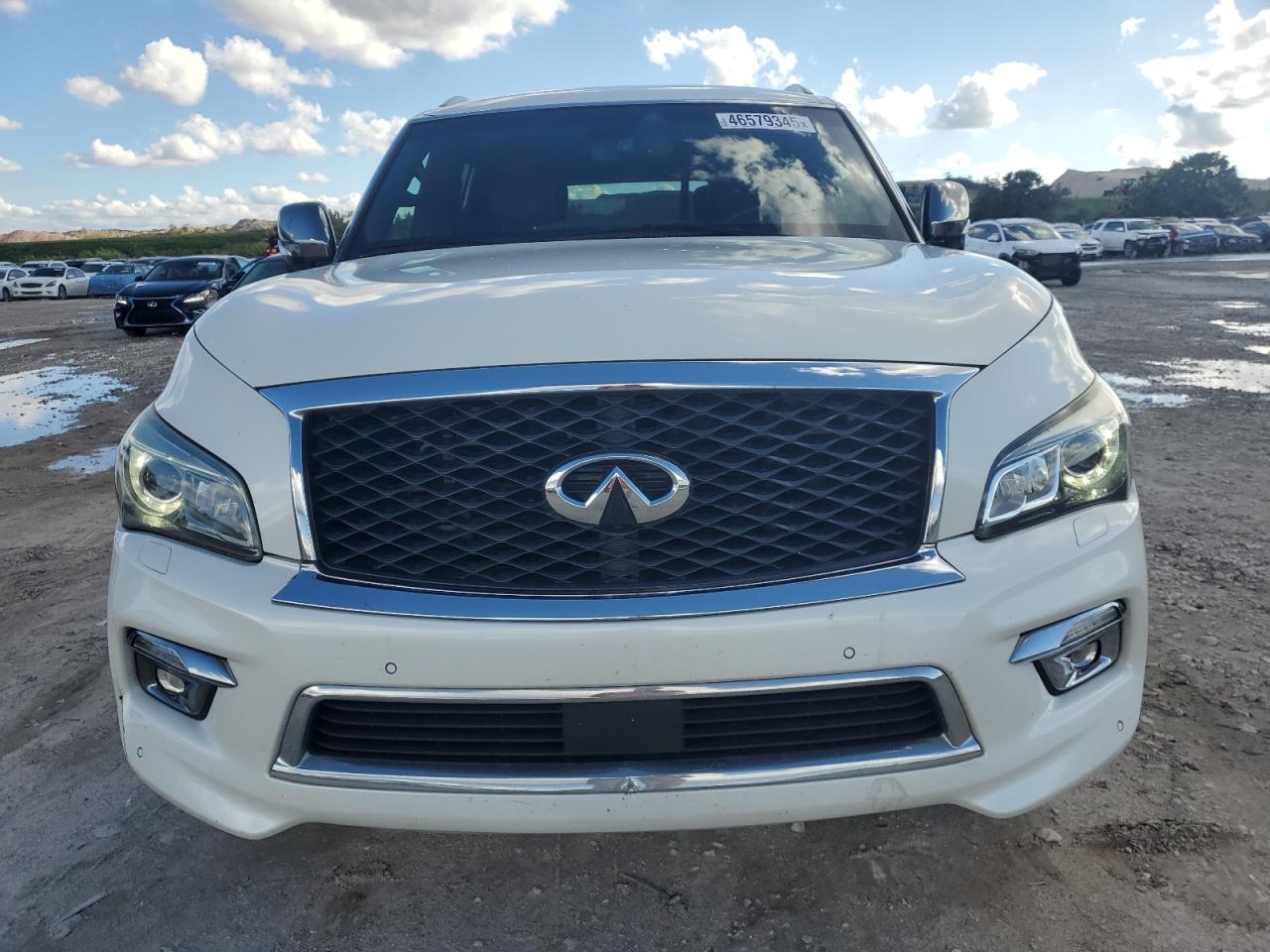 2015 Infiniti QX80 - Image 5