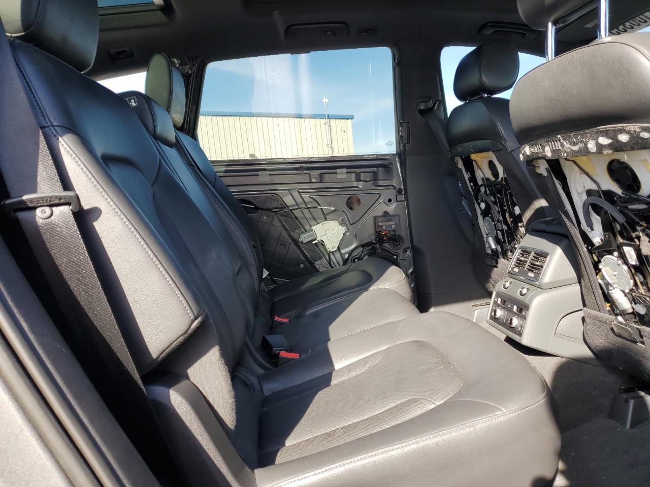 2013 Audi Q7 - Image 10