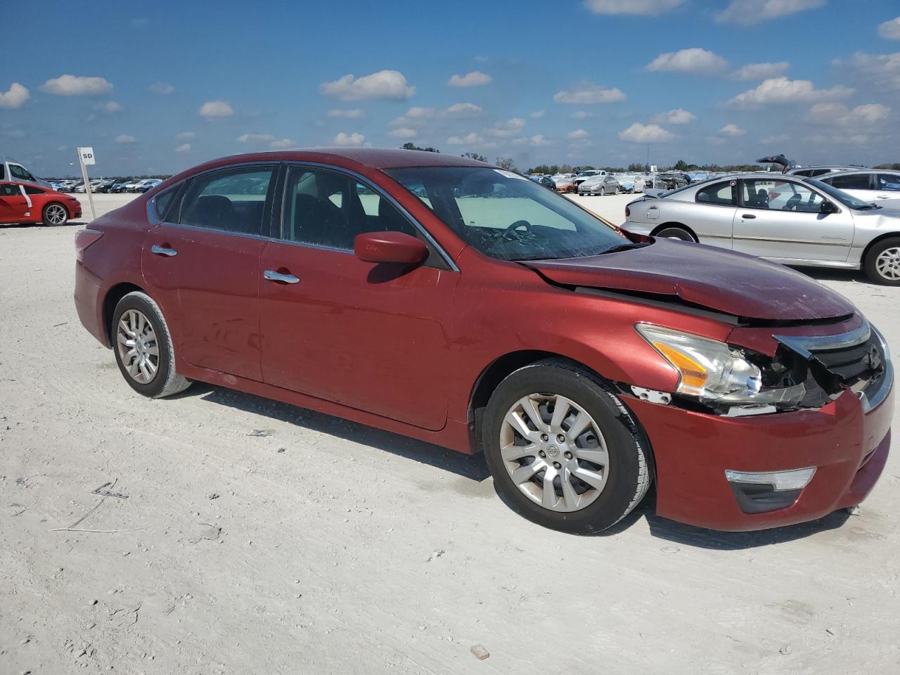 2015 Nissan Altima - Image 4