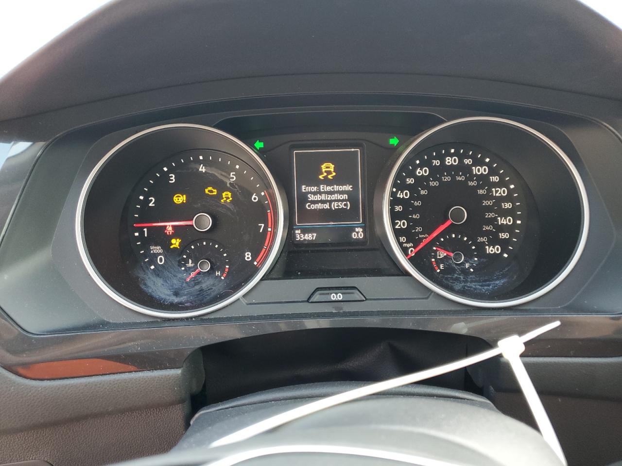 2020 Volkswagen Tiguan - Image 9