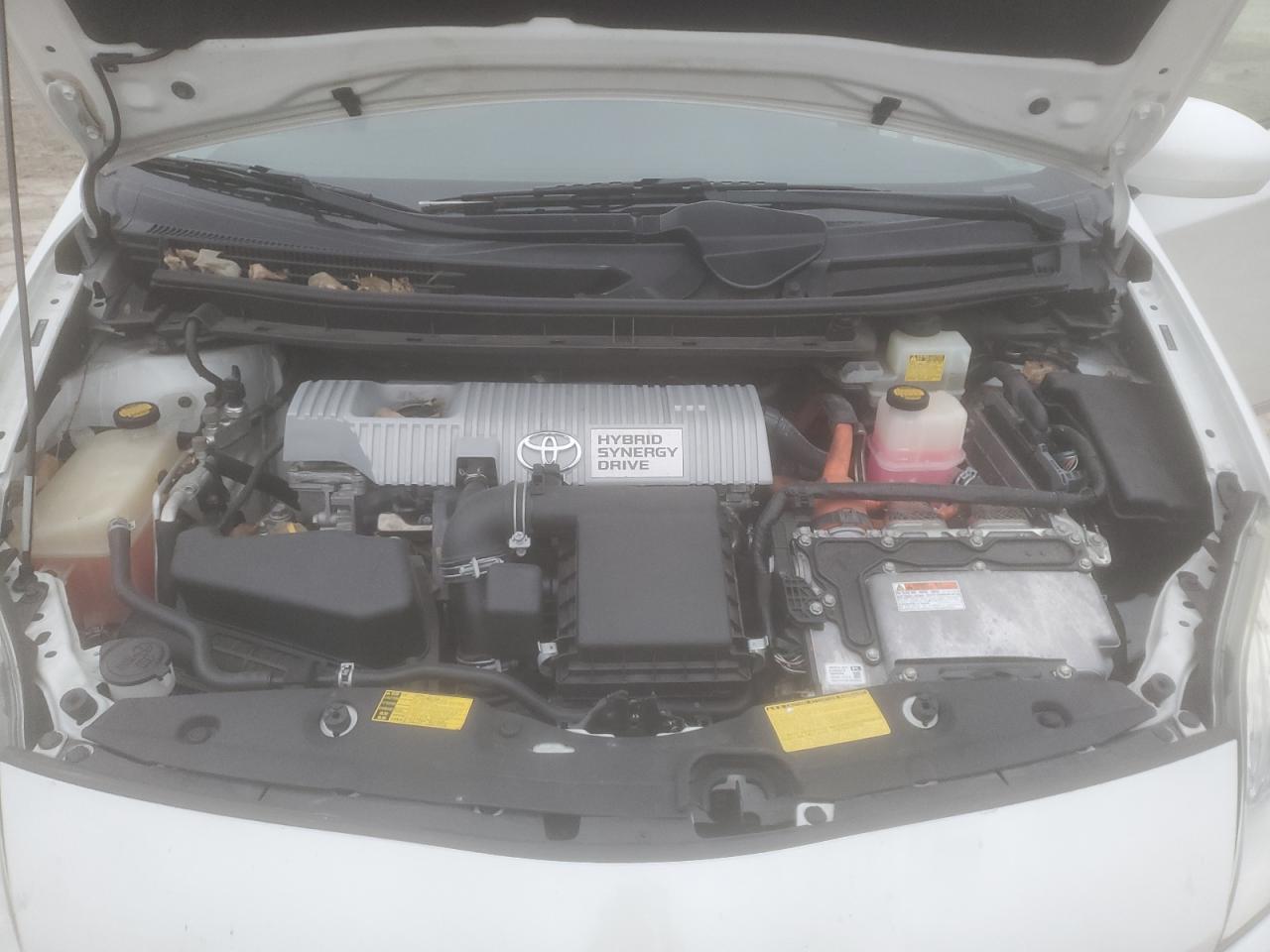 2012 Toyota Prius - Image 12