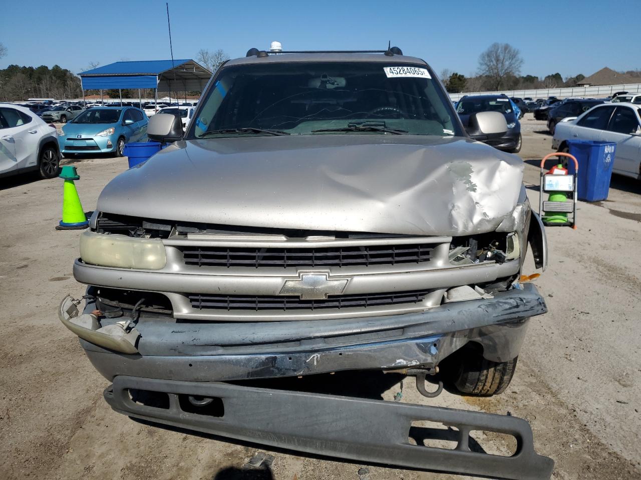 2005 Chevrolet Suburban - Image 5