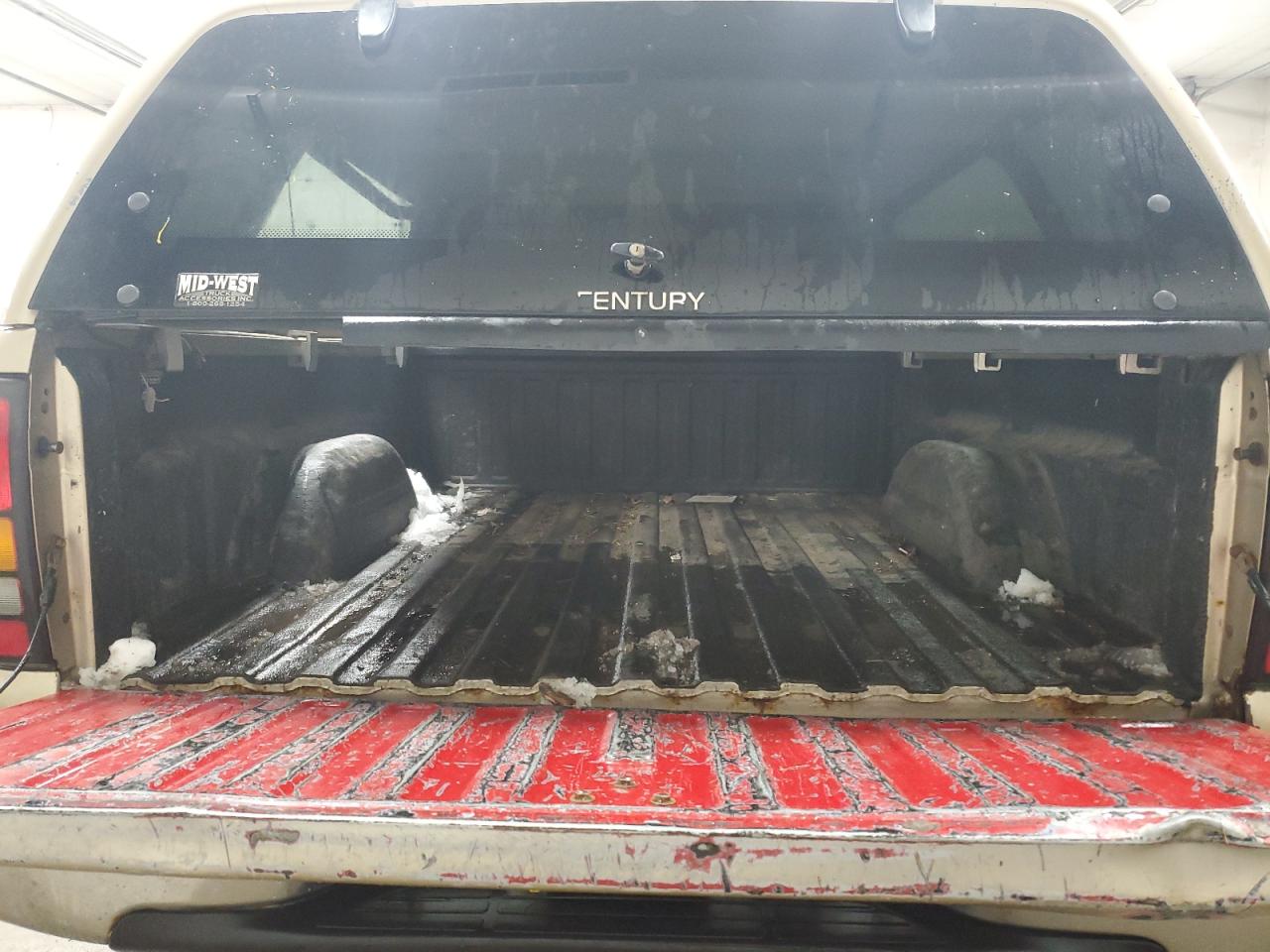 2005 GMC Sierra - Image 6