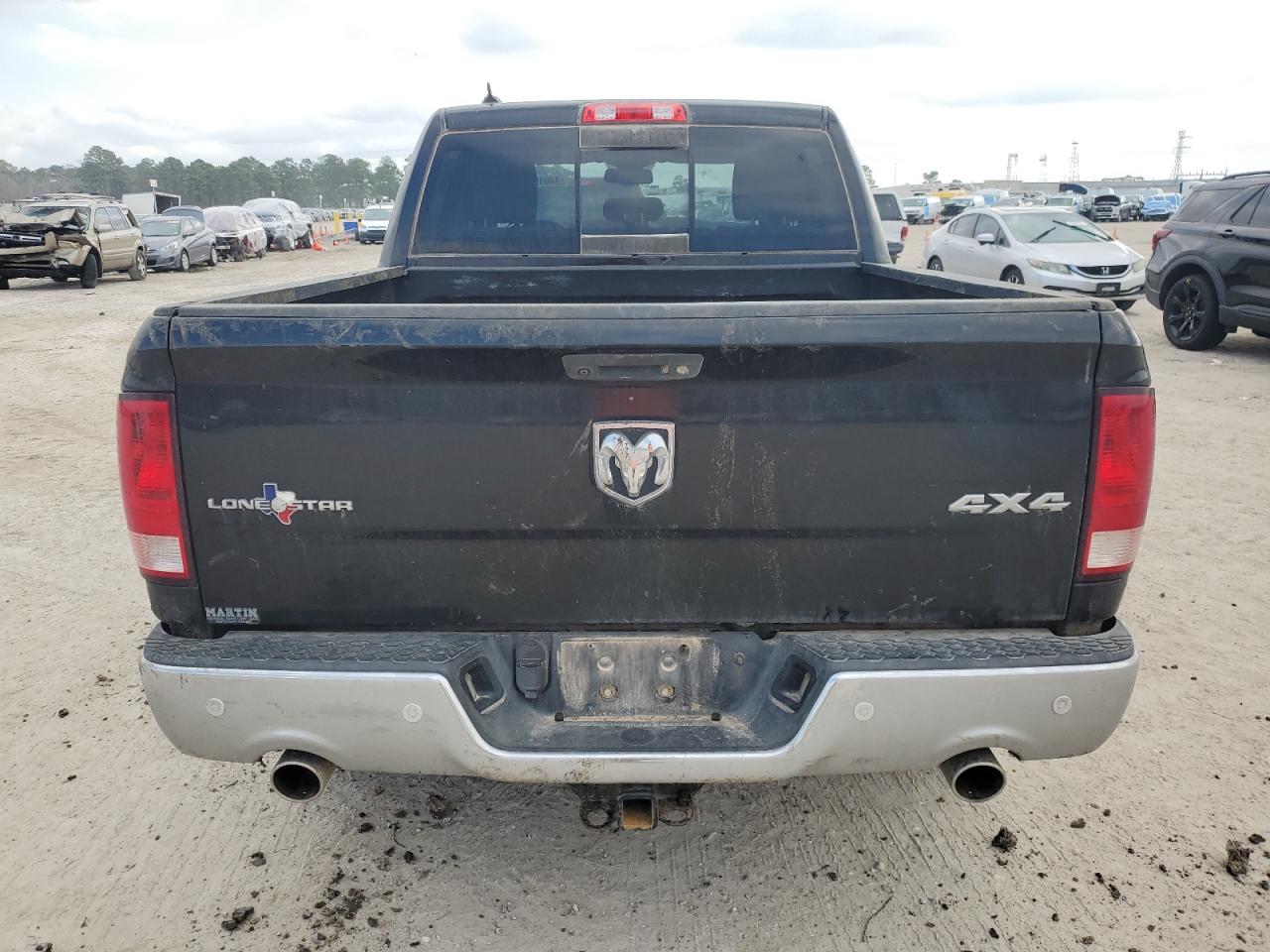 2015 RAM 1500 - Image 6