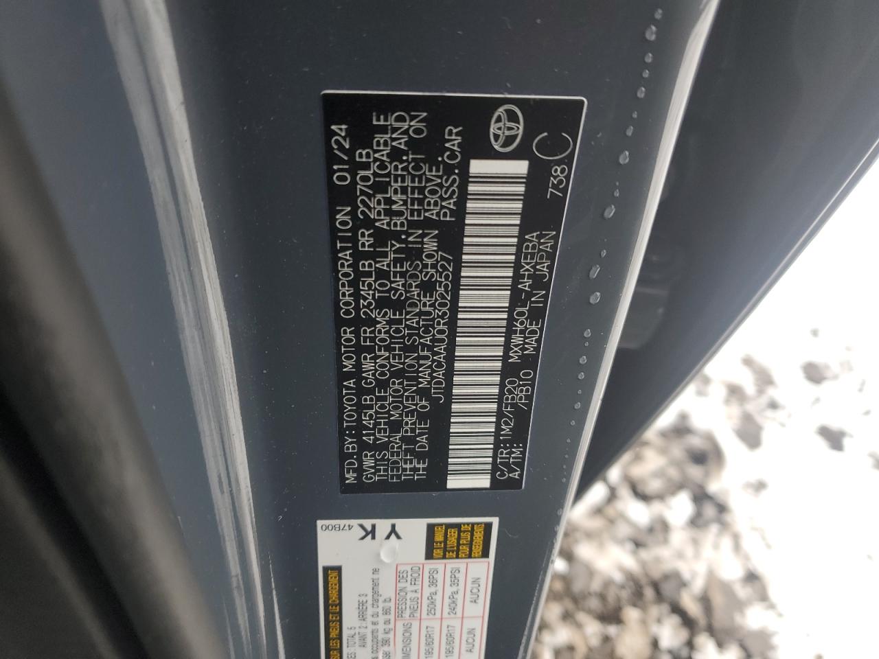 2024 Toyota Prius - Image 12