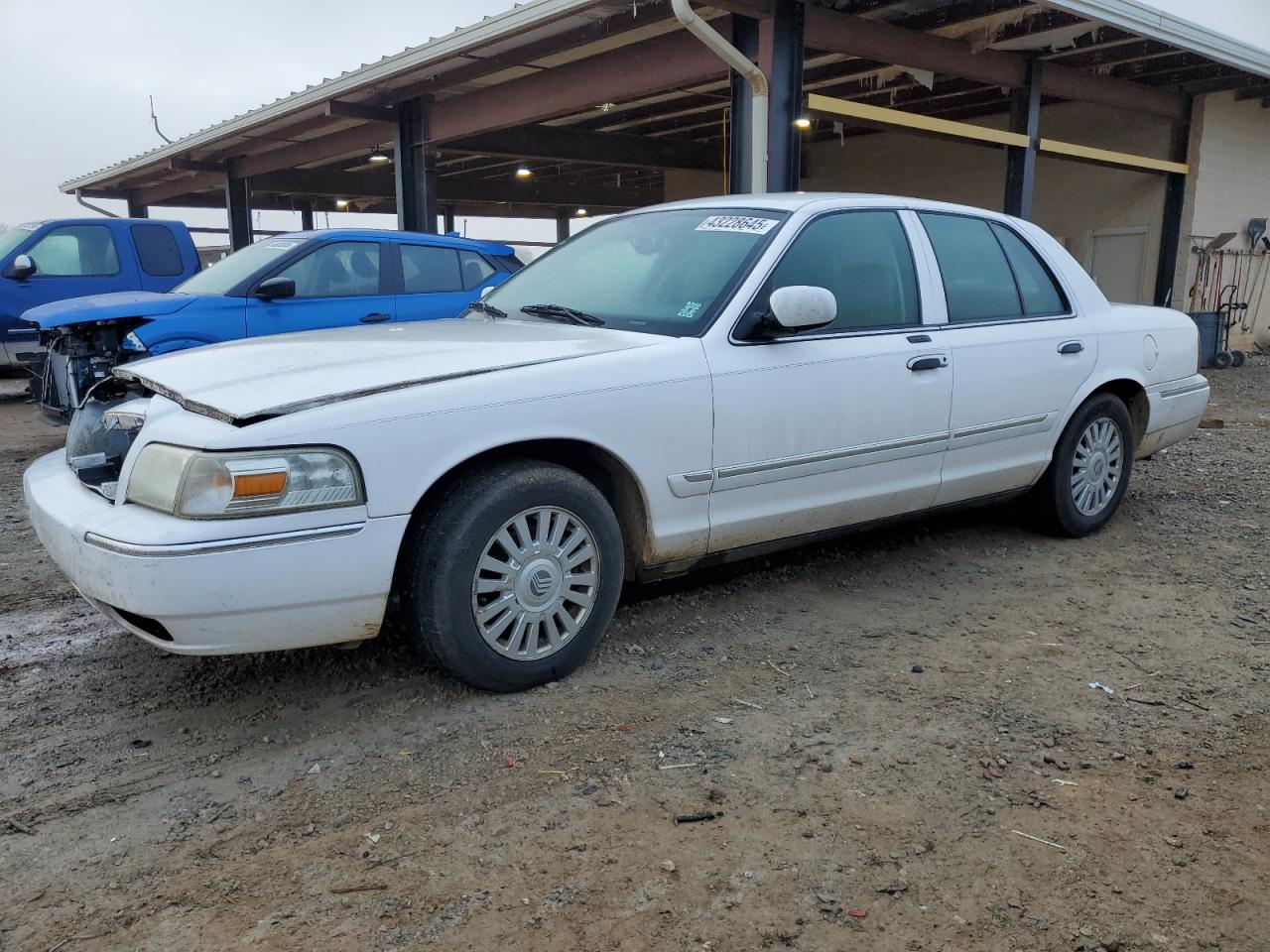 2008 Mercury Grand Marquis Ls for Sale in Tanner, AL - Front End