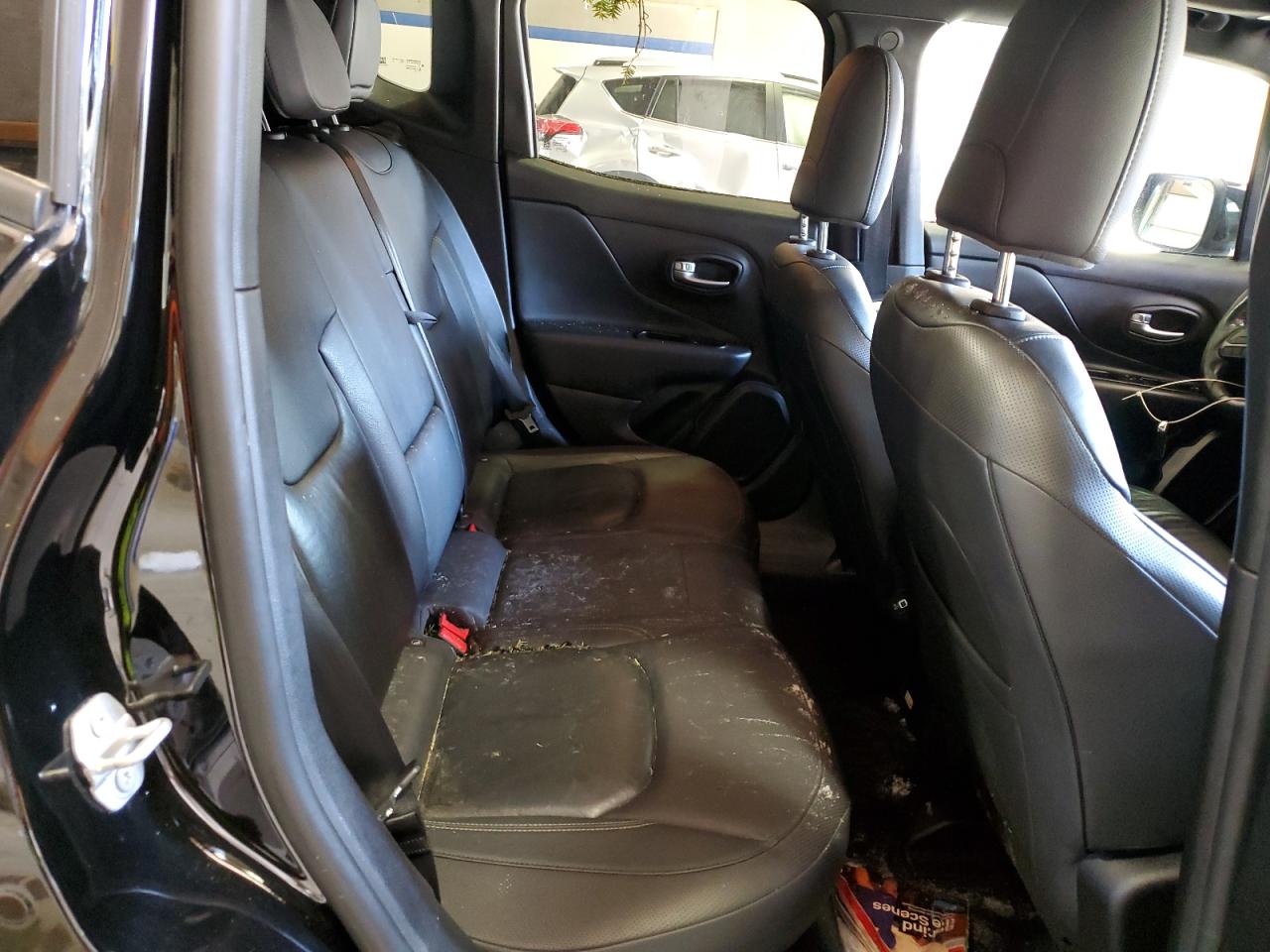 2019 Jeep Renegade - Image 11