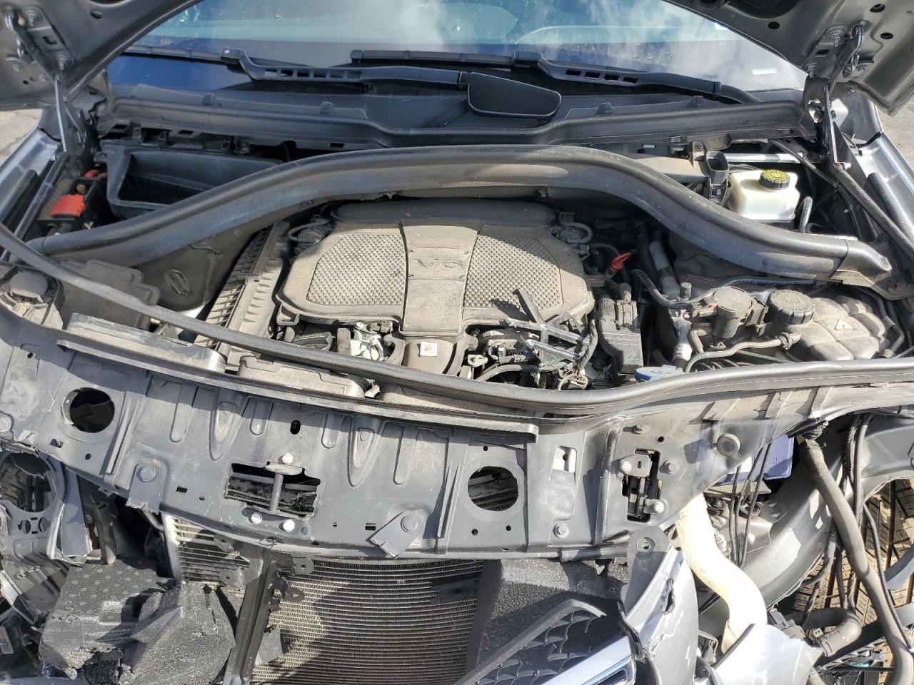 2016 Mercedes-Benz GLE - Image 12
