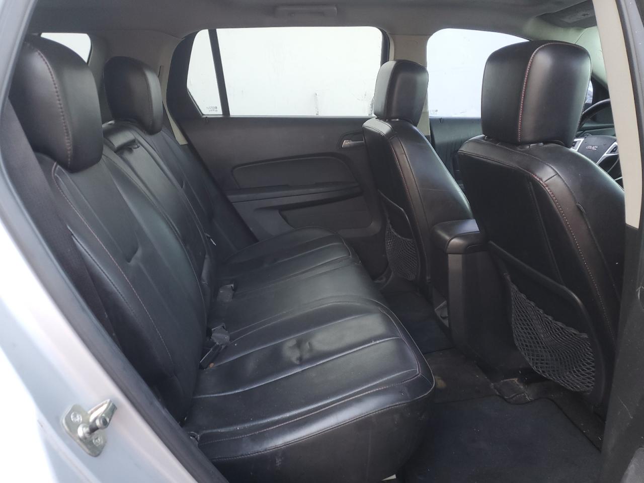 2011 GMC Terrain - Image 11