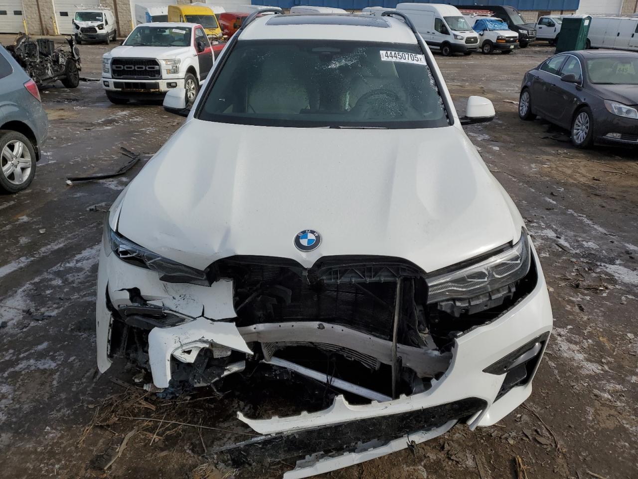 2021 BMW X7 - Image 5