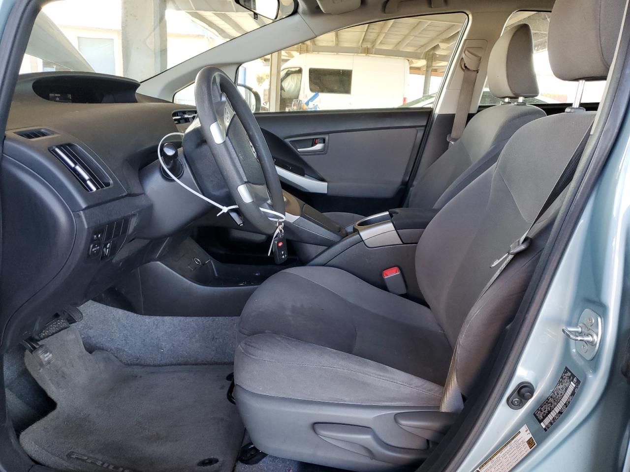 2013 Toyota Prius - Image 7