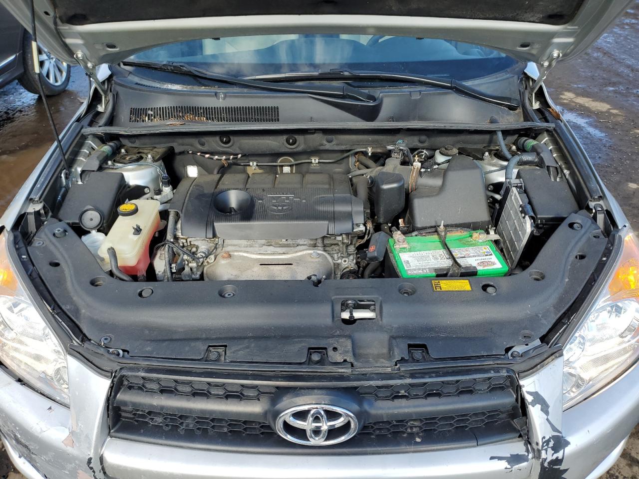 2011 Toyota RAV 4 - Image 12