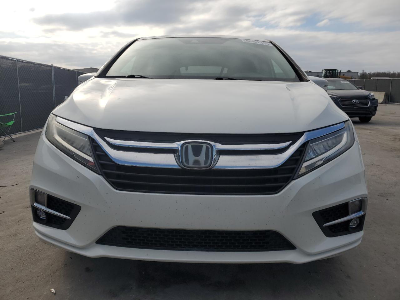 2019 Honda Odyssey - Image 5