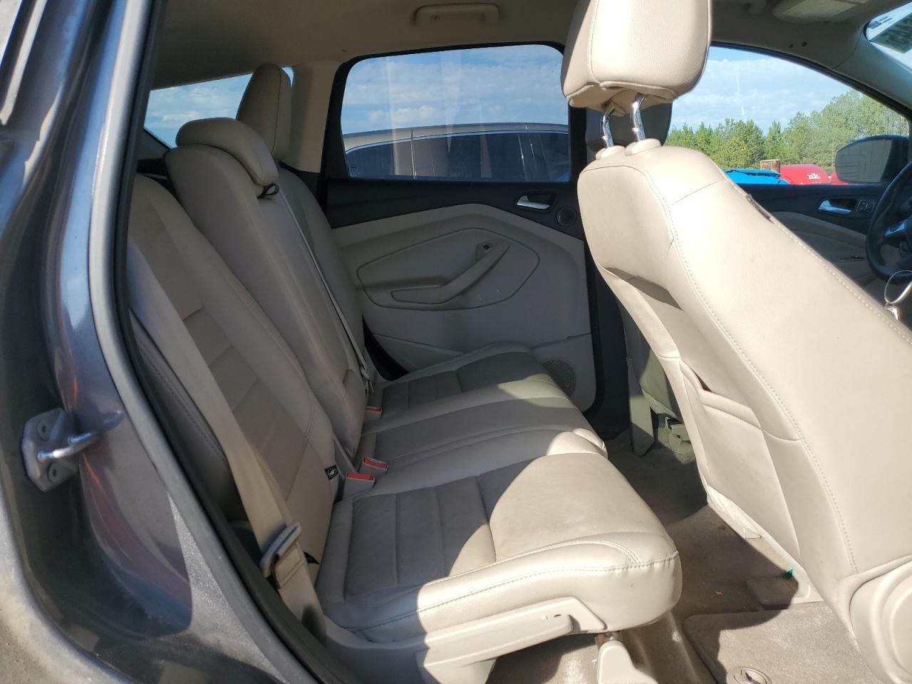 2014 Ford Escape - Image 11