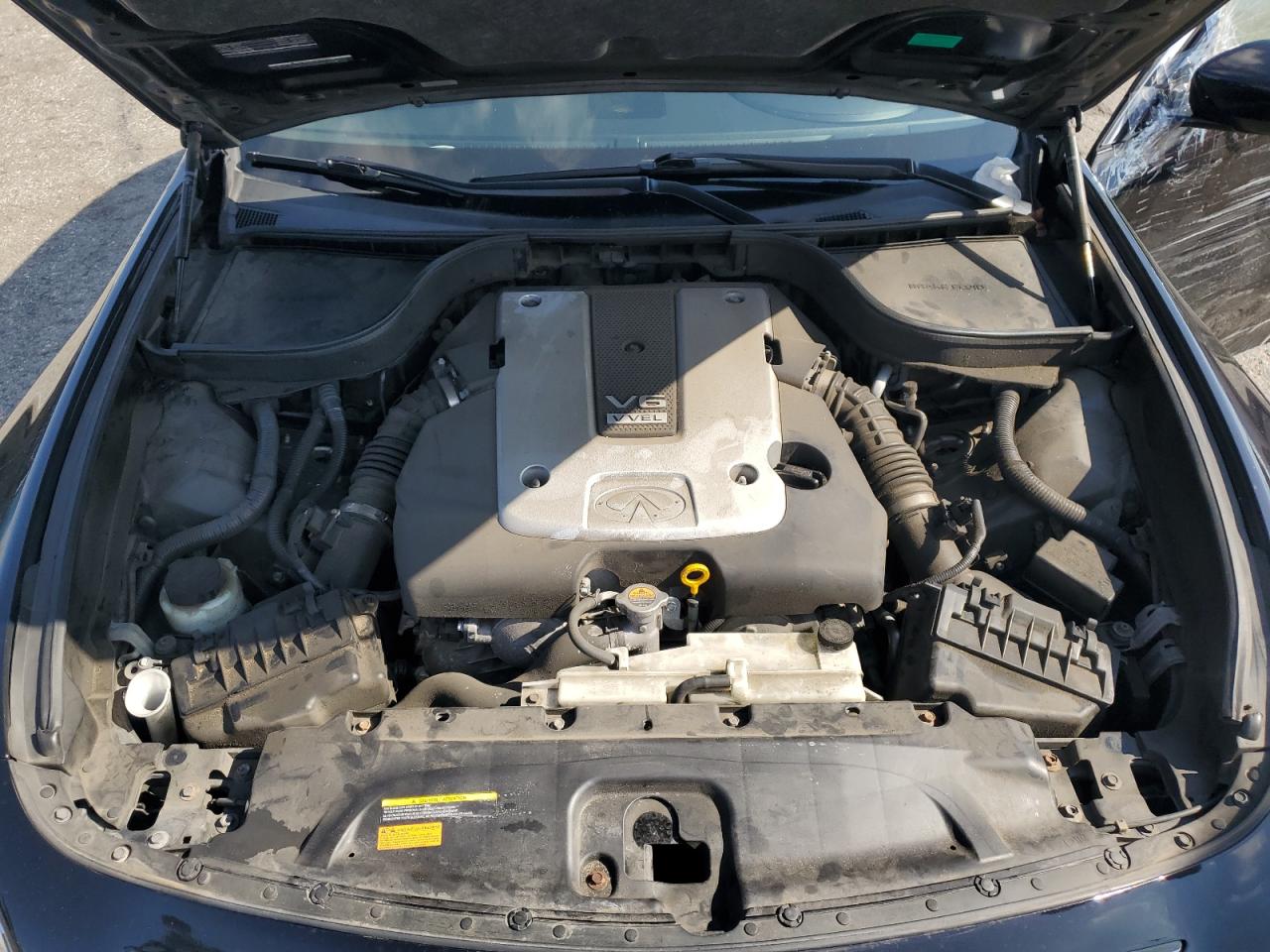 2013 Infiniti G - Image 12