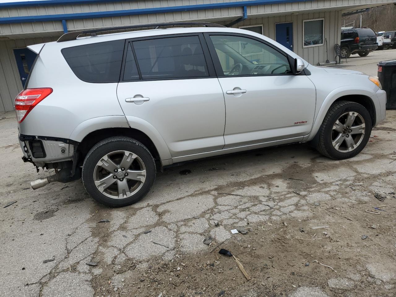 2012 Toyota RAV 4 - Image 3