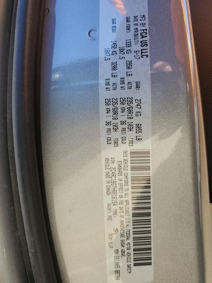 2017 Chrysler Pacifica - Image 13