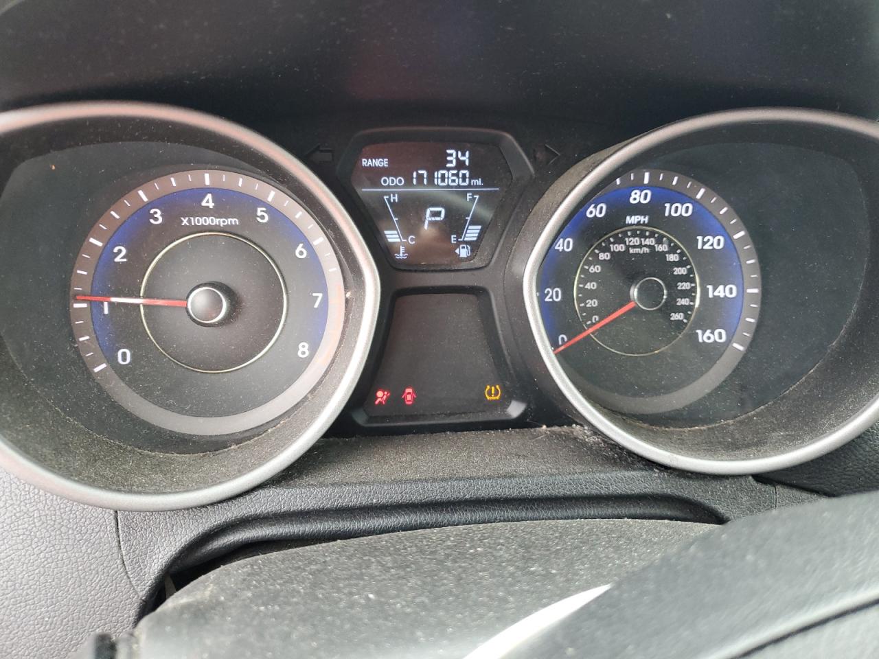 2011 Hyundai Elantra - Image 9