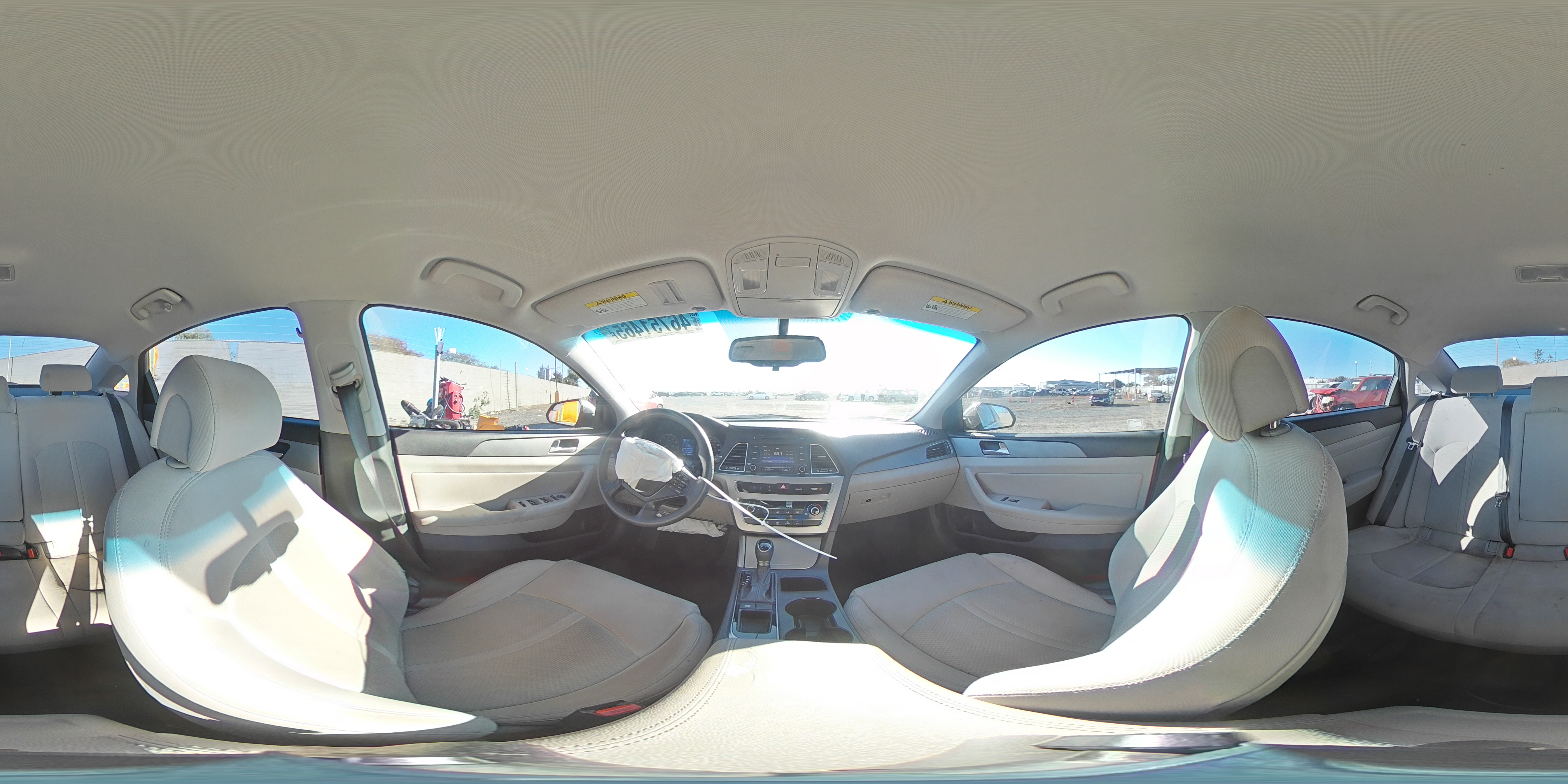 2015 Hyundai Sonata - Image 13