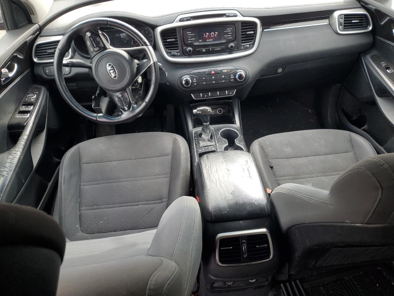 2016 Kia Sorento - Image 8