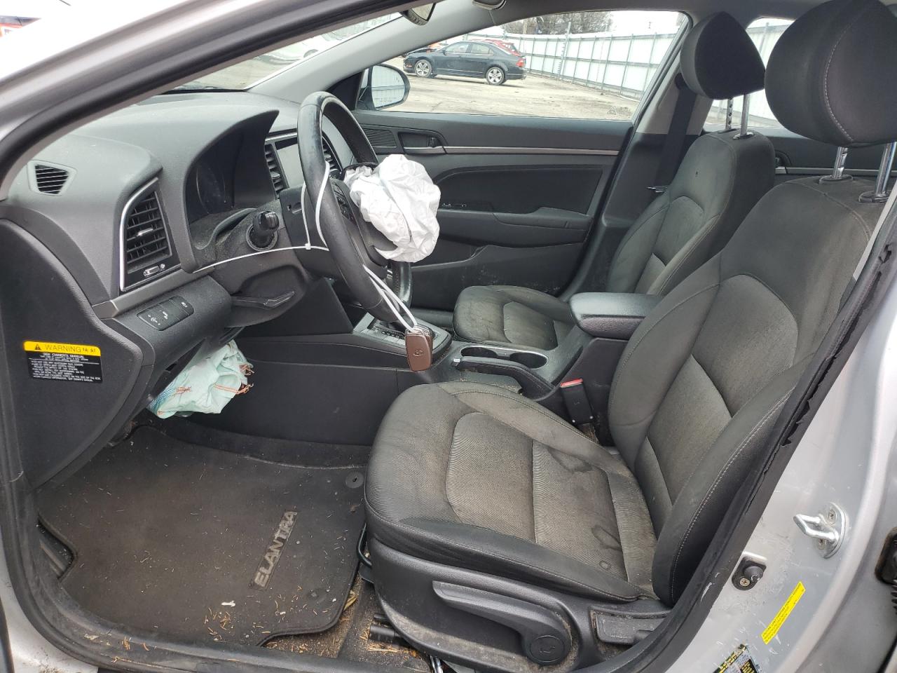 2018 Hyundai Elantra - Image 7