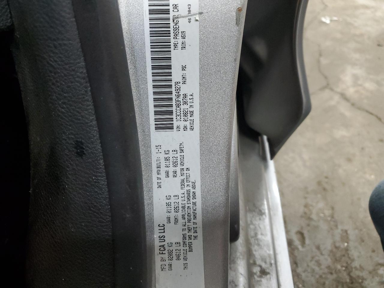 2015 Chrysler 200 - Image 12