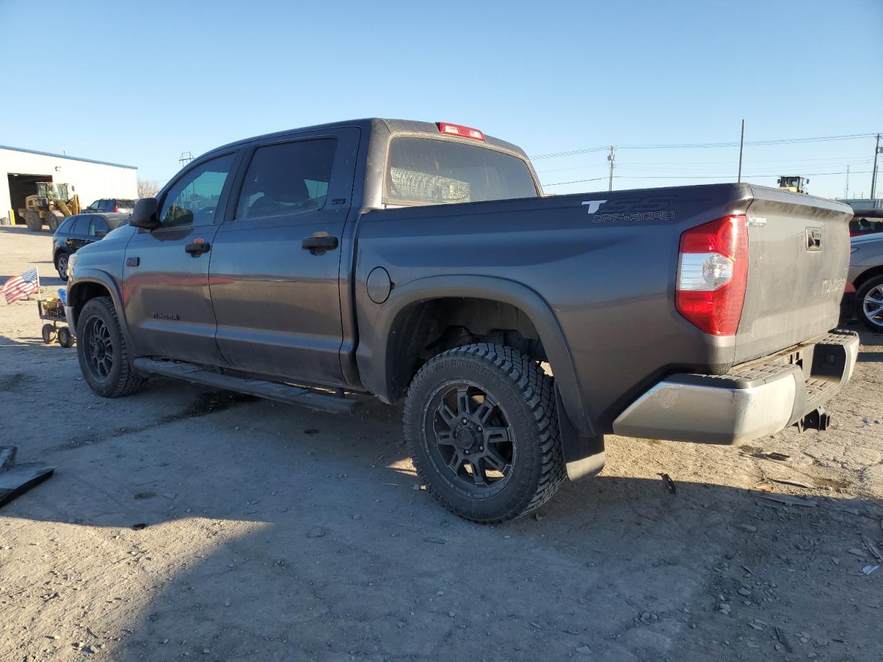 2017 Toyota Tundra - Image 2