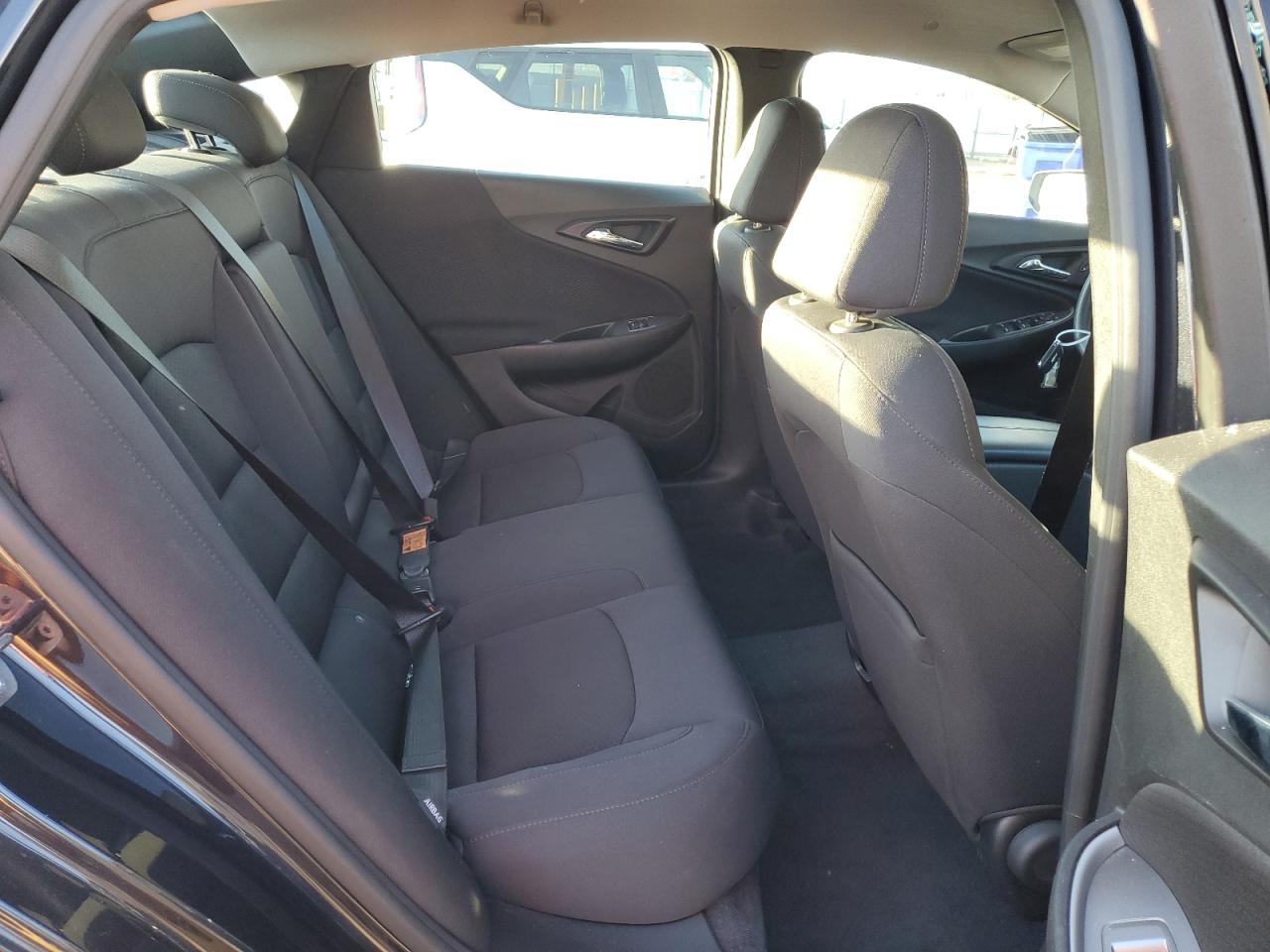 2023 Chevrolet Malibu - Image 10