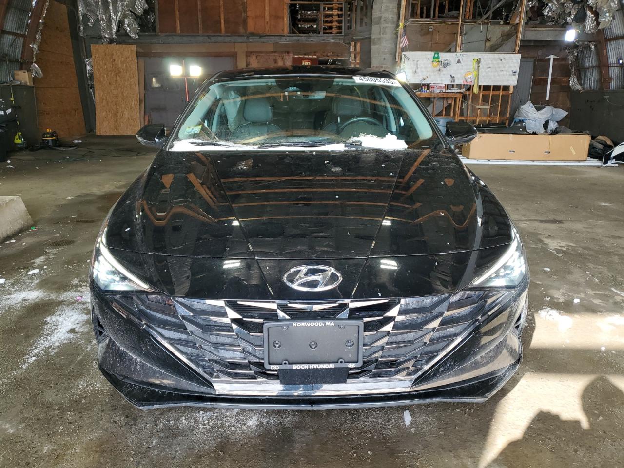 2023 Hyundai Elantra - Image 5