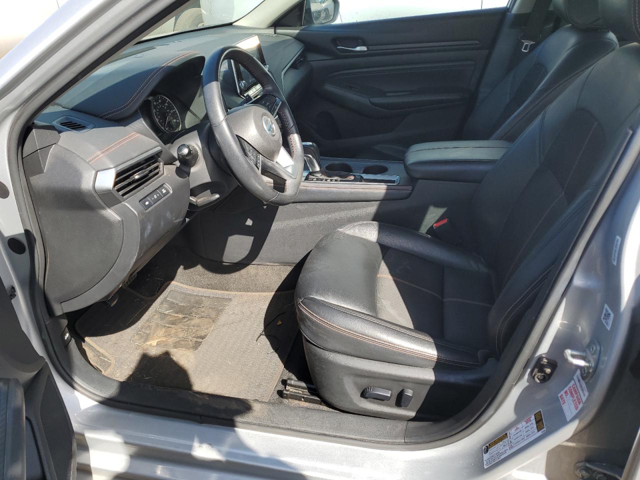 2021 Nissan Altima - Image 7