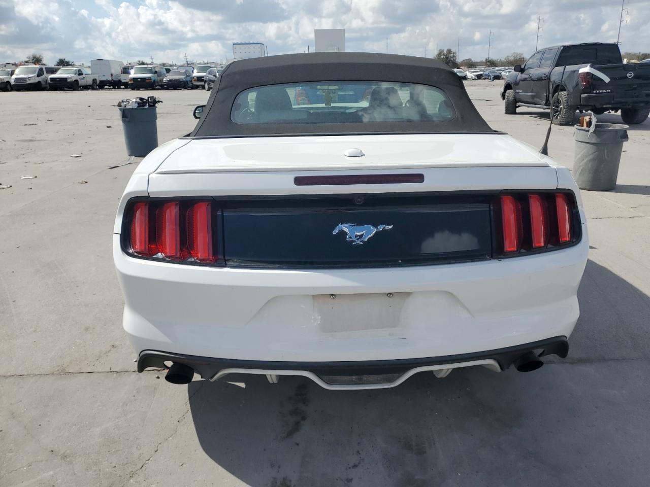 2015 Ford Mustang - Image 6