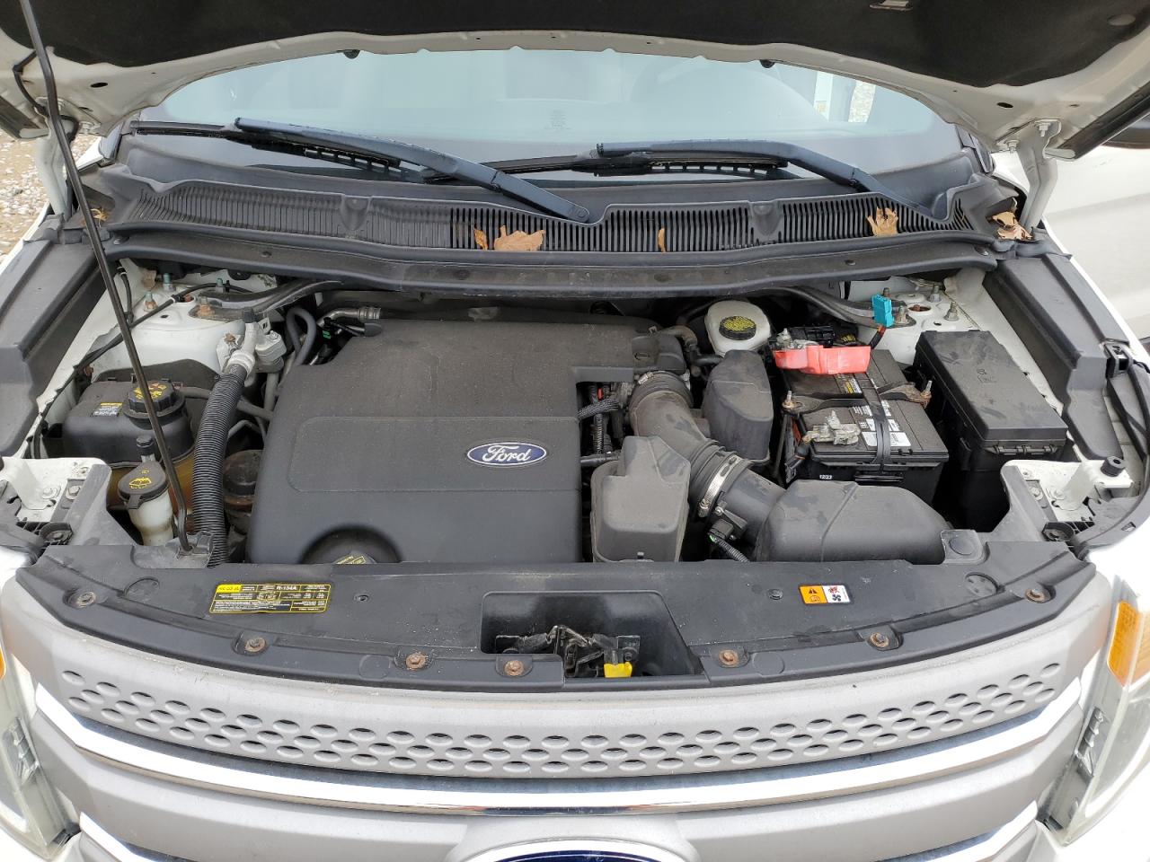 2012 Ford Explorer - Image 13
