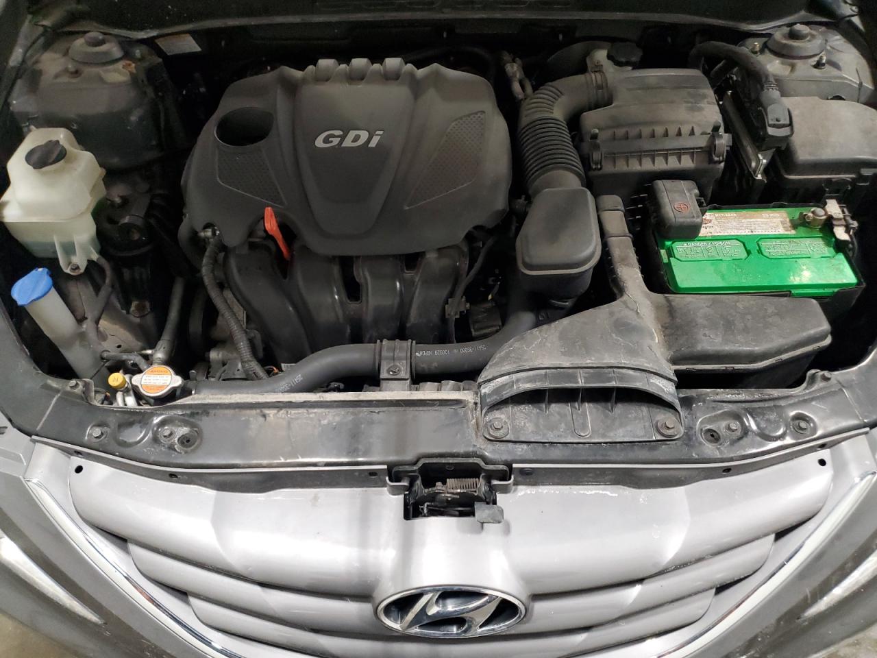 2011 Hyundai Sonata - Image 12