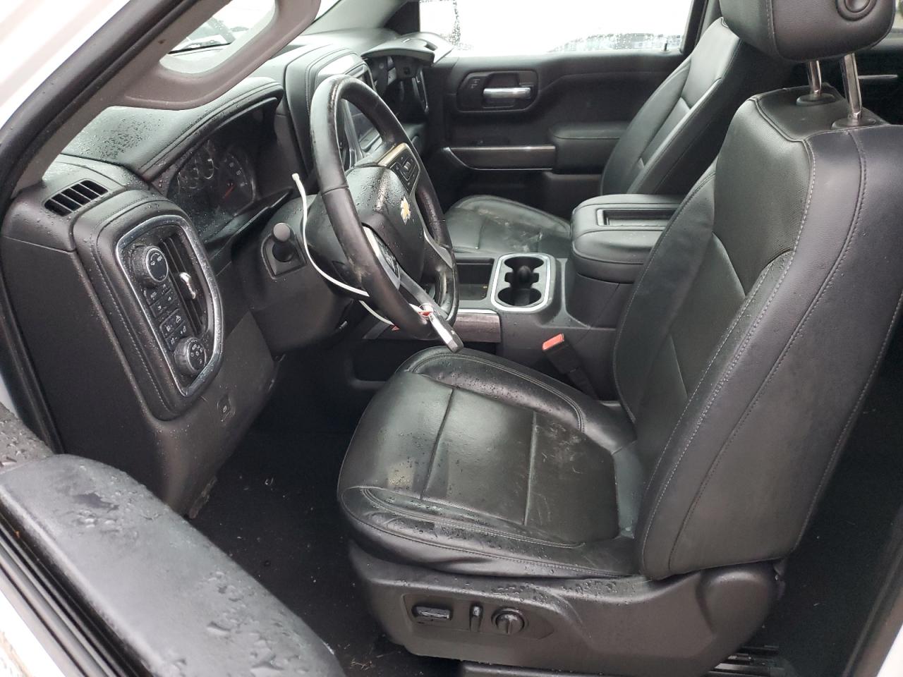 2020 Chevrolet Silverado - Image 7