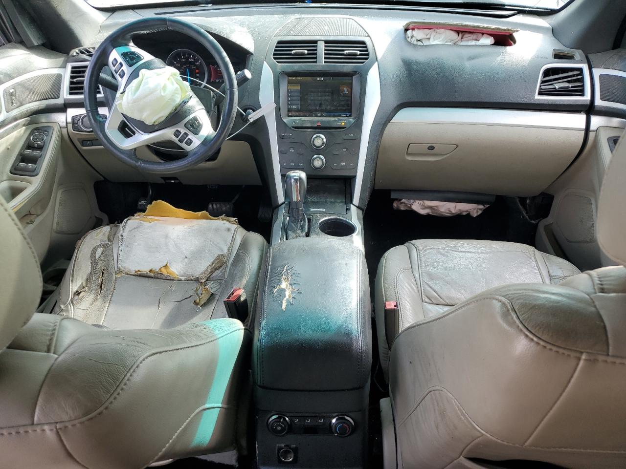 2014 Ford Explorer - Image 8