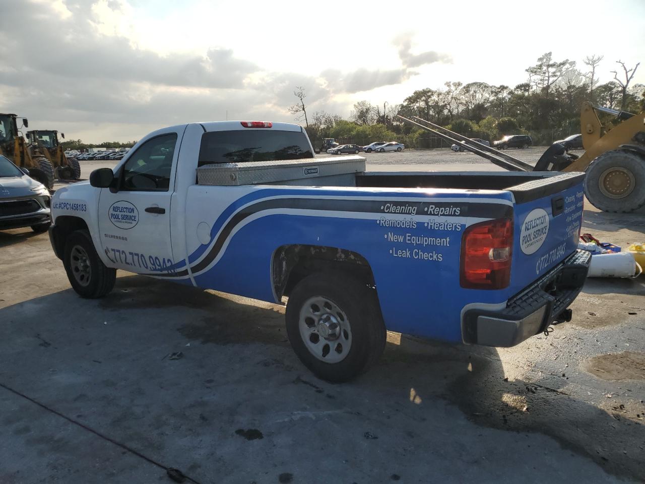 2011 Chevrolet Silverado - Image 2