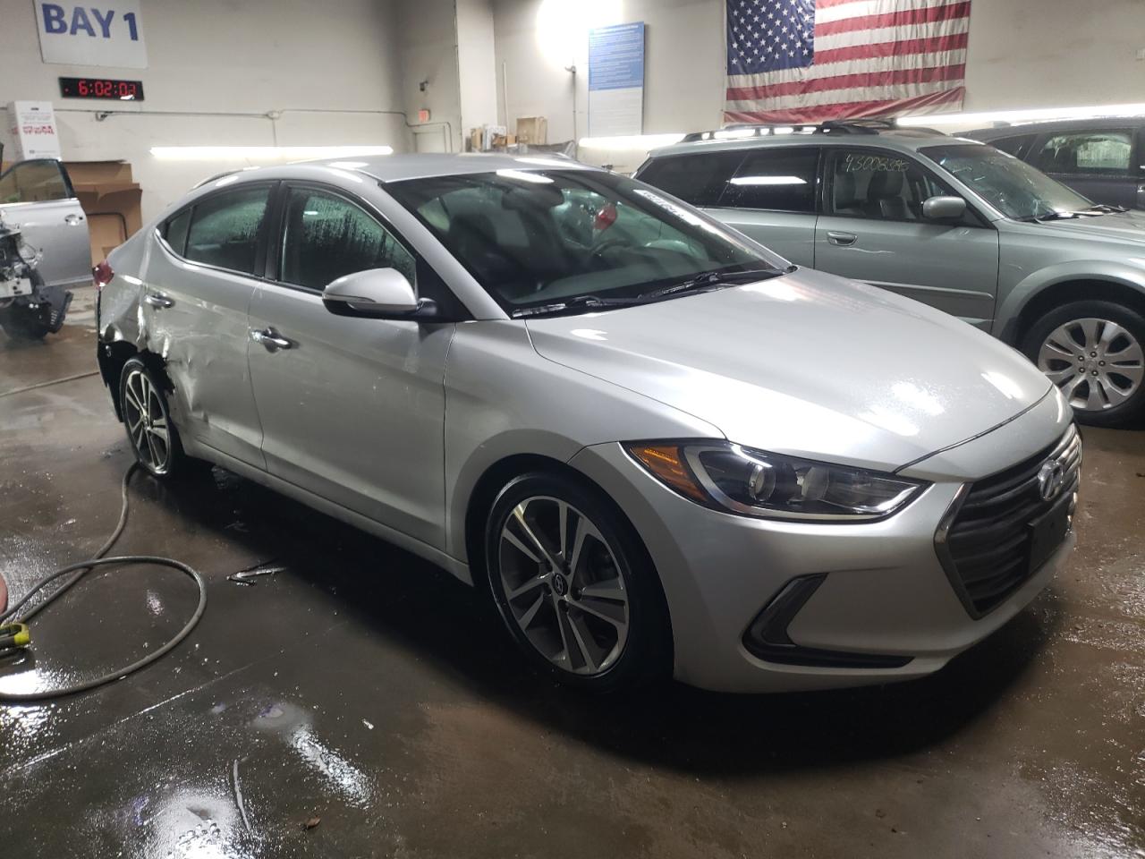 2017 Hyundai Elantra - Image 4