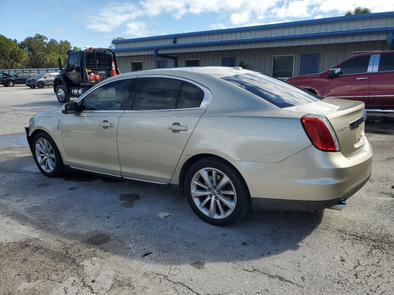 2011 Lincoln MKS - Image 2
