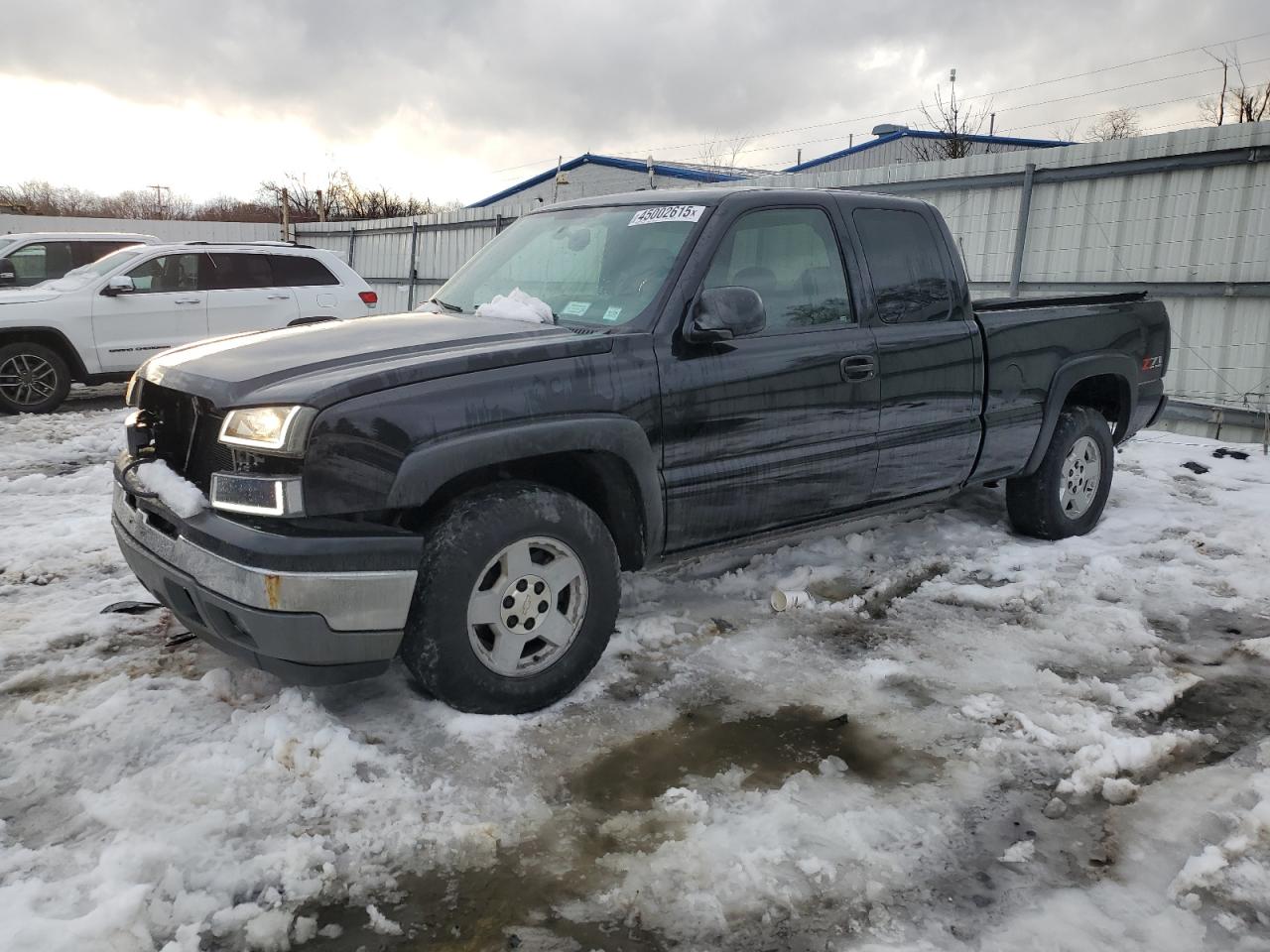 2005 Chevrolet Silverado - Image 1