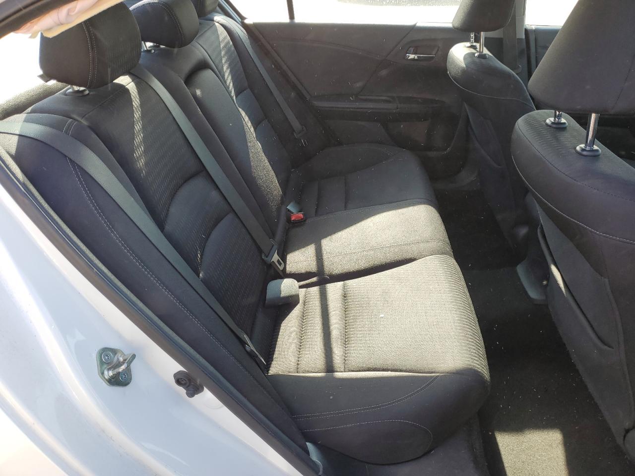 2015 Honda Accord - Image 10