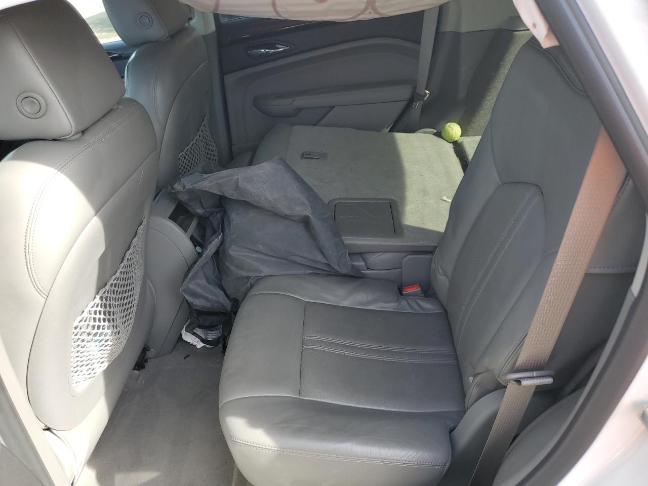 2011 Cadillac SRX - Image 10
