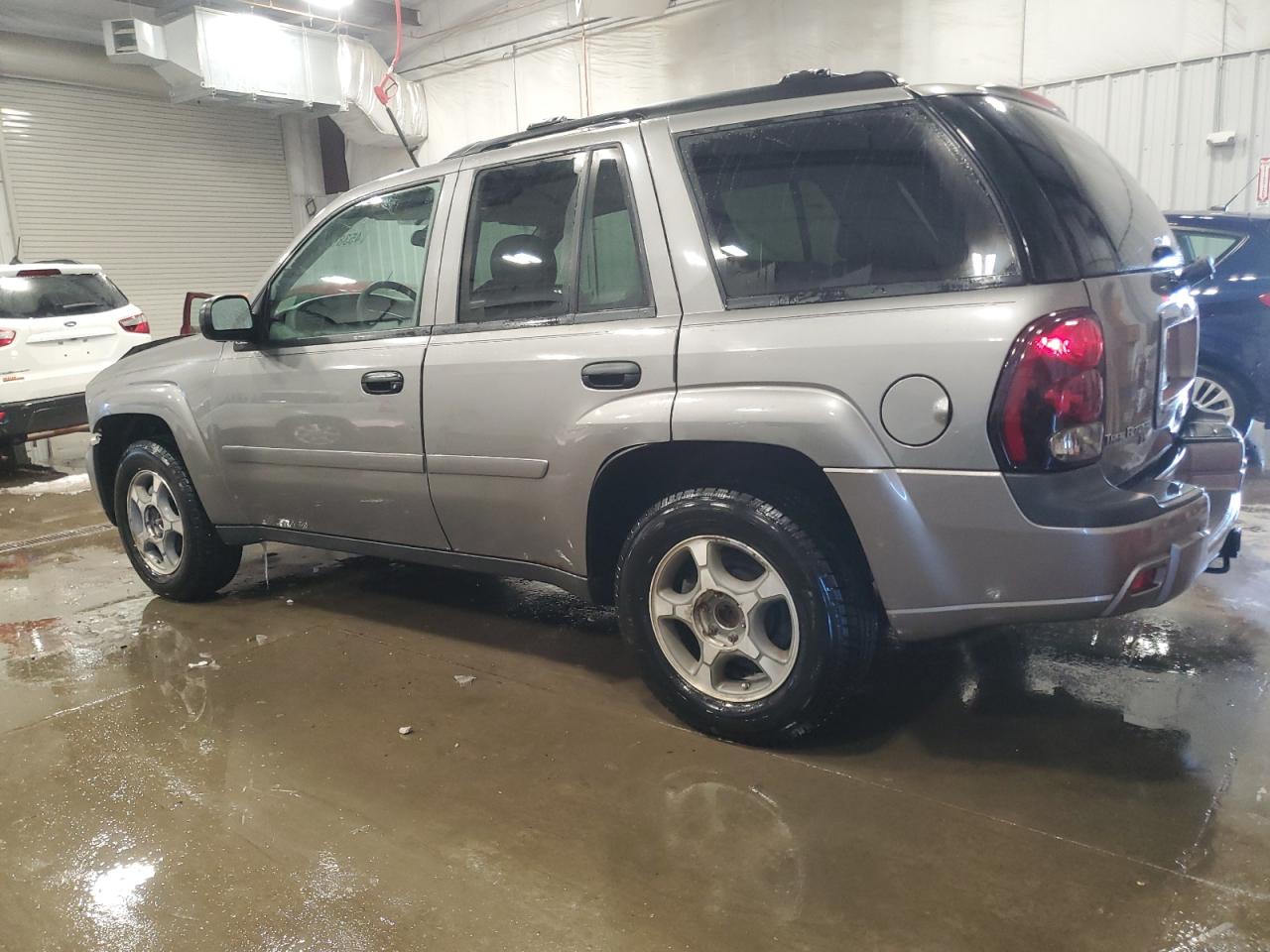 2007 Chevrolet TrailBlazer - Image 2