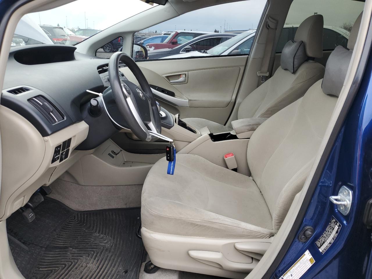 2011 Toyota Prius - Image 7