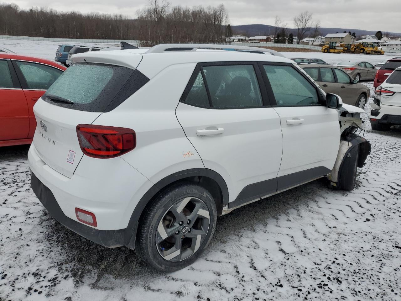 2021 Hyundai Venue - Image 3