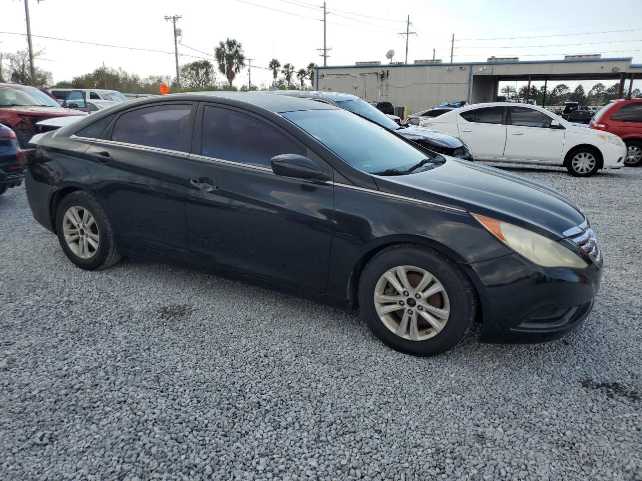 2011 Hyundai Sonata - Image 4