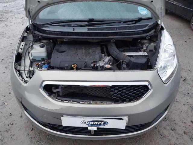 2014 KIA VENGA 3 SA