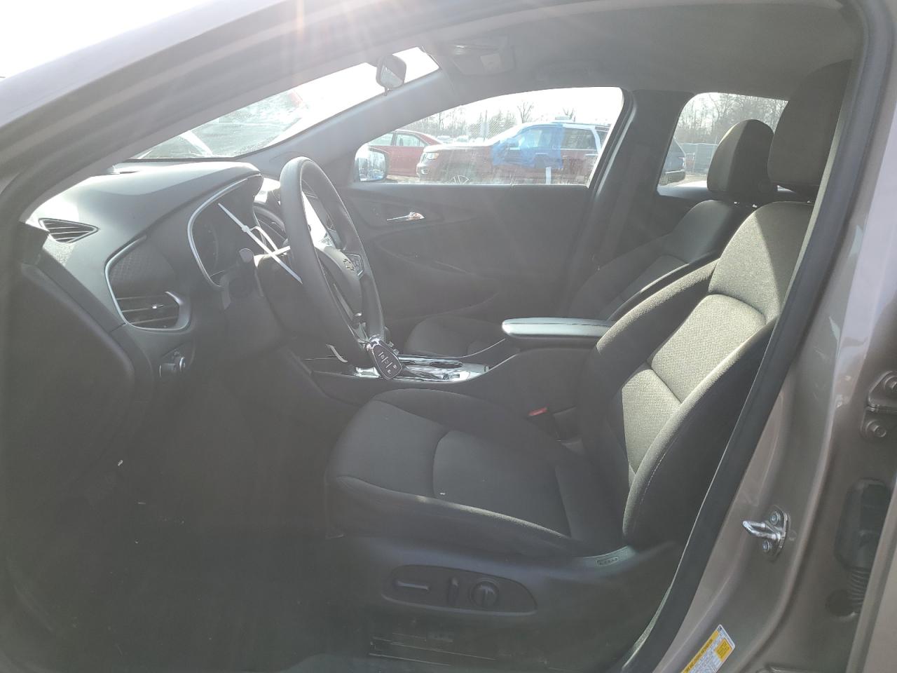 2023 Chevrolet Malibu - Image 7