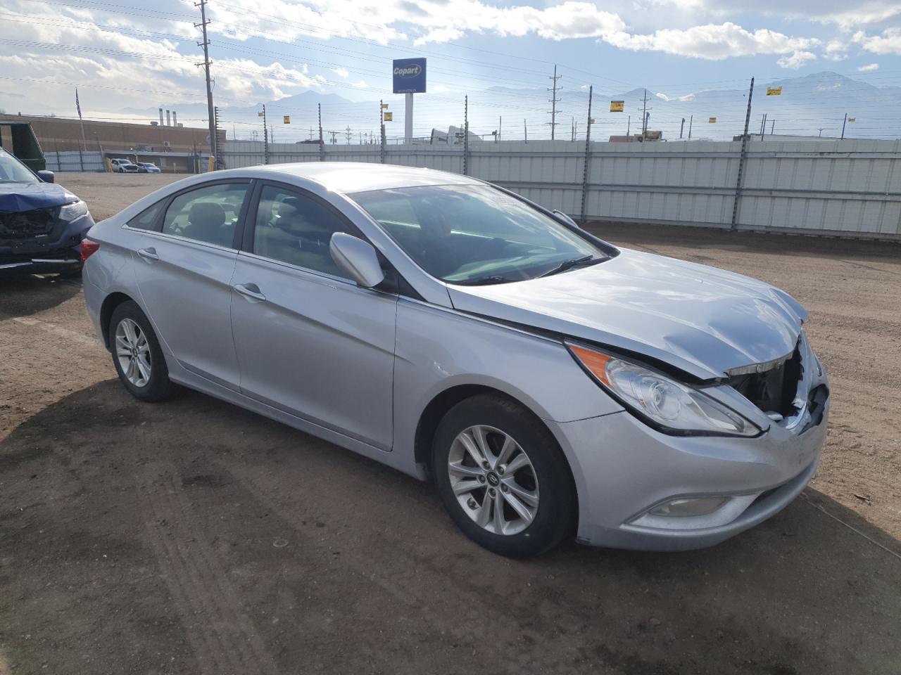 2013 Hyundai Sonata - Image 4