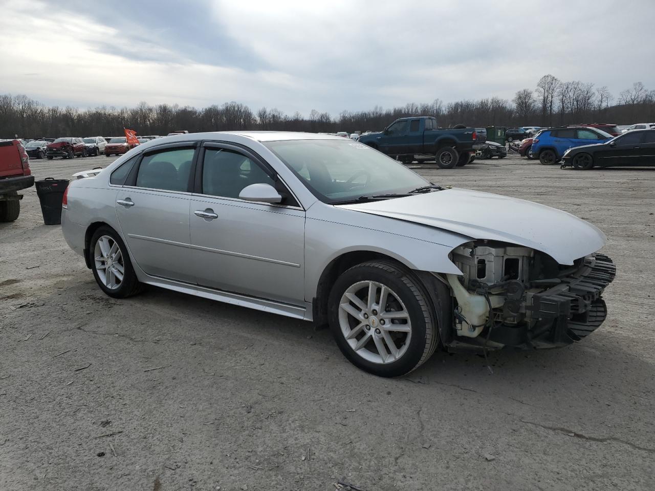 2011 Chevrolet Impala - Image 4