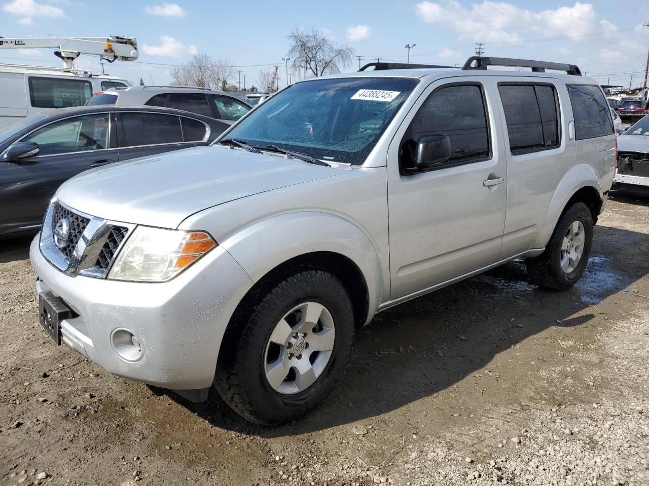 2009 Nissan Pathfinder - Image 1